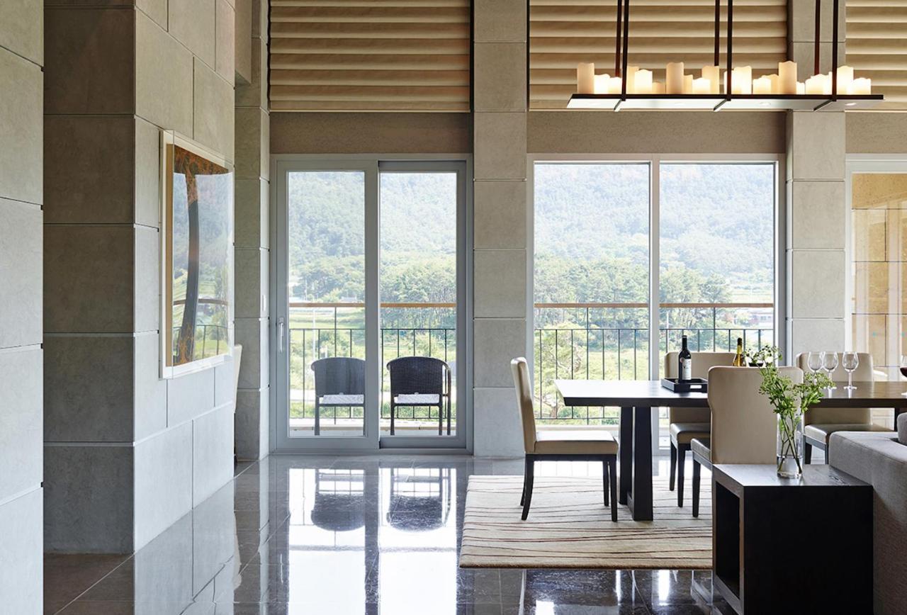 The Suites Hotel Namwon Eksteriør bilde