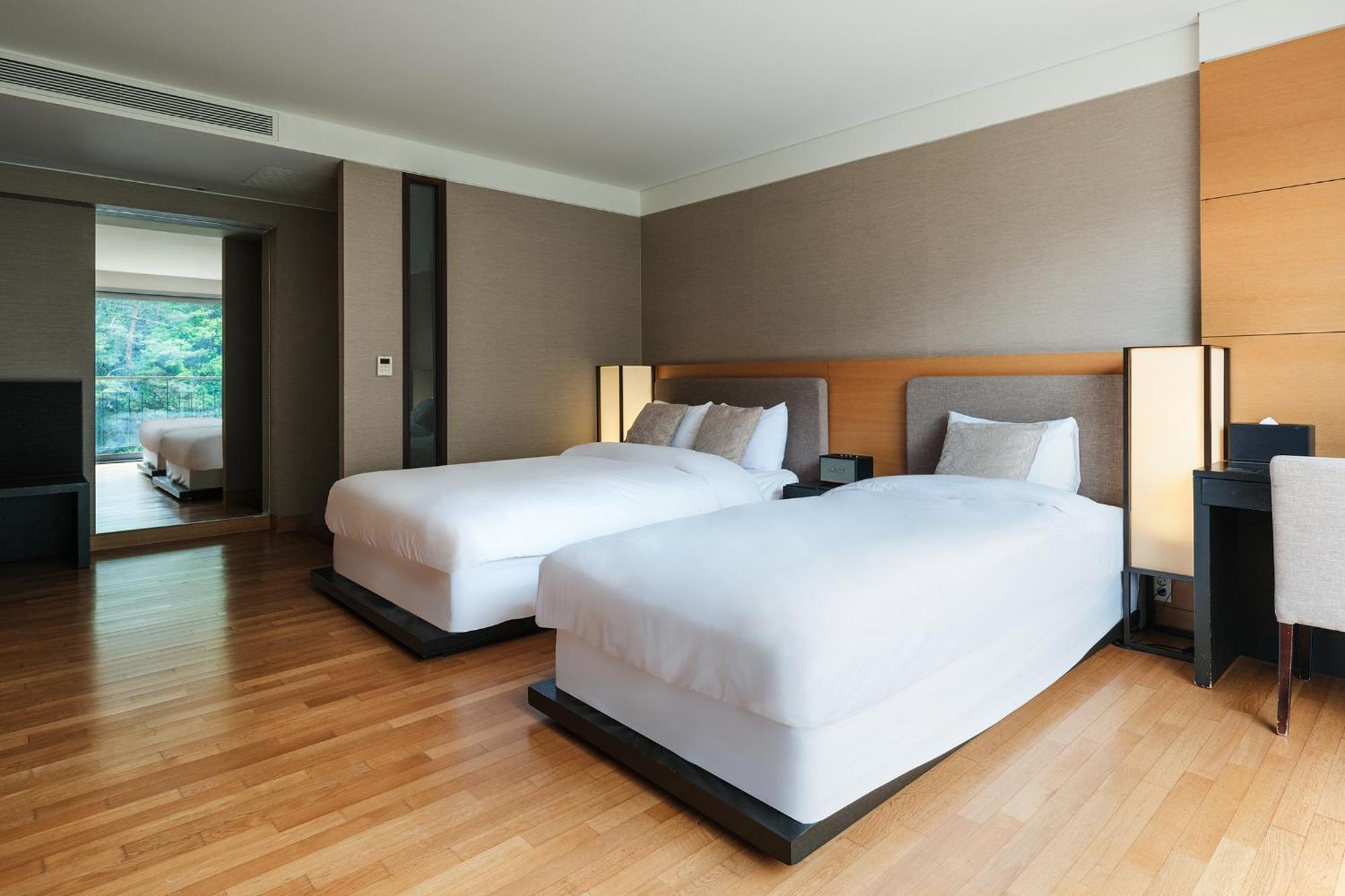 The Suites Hotel Namwon Eksteriør bilde