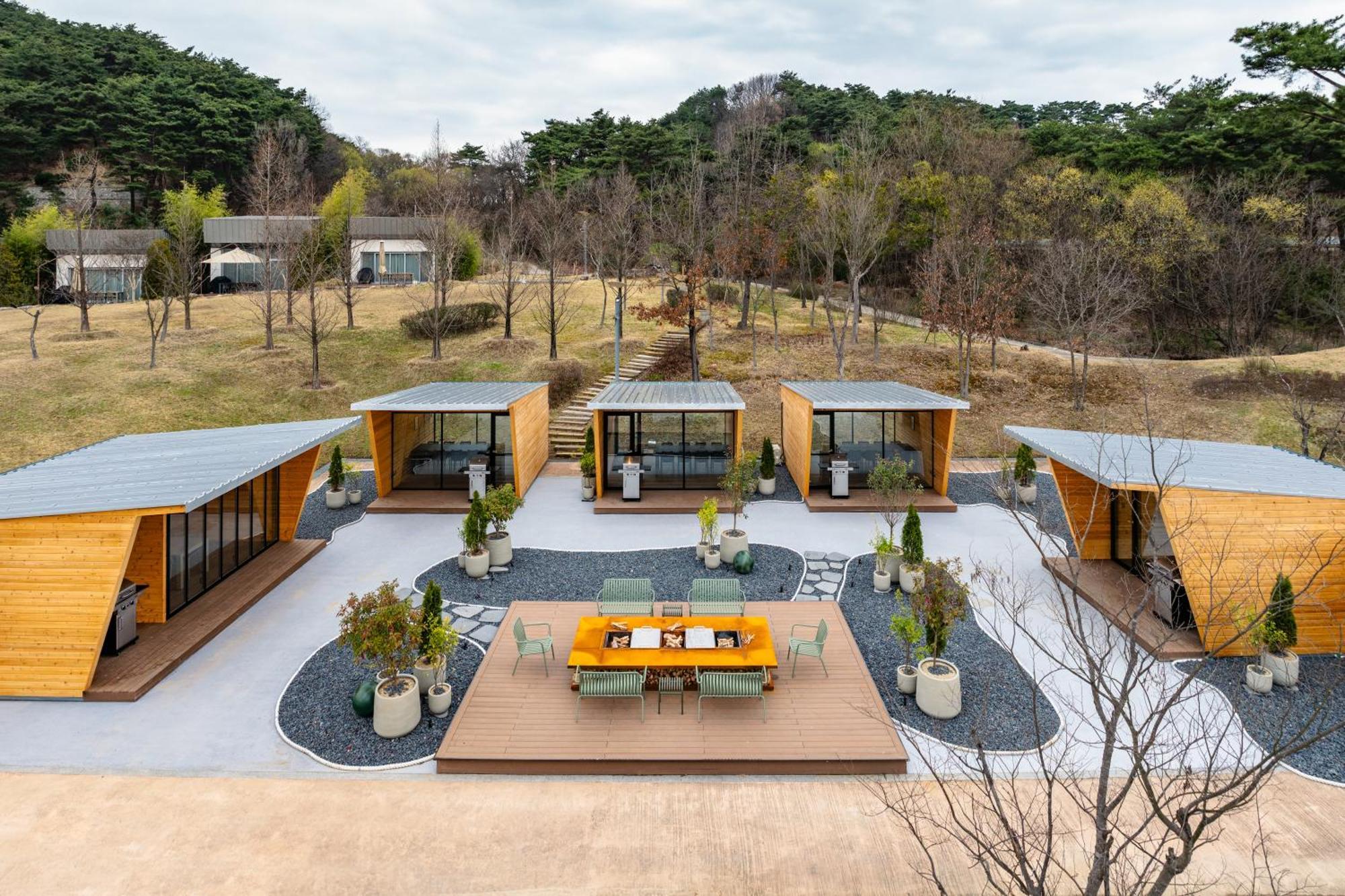 The Suites Hotel Namwon Eksteriør bilde