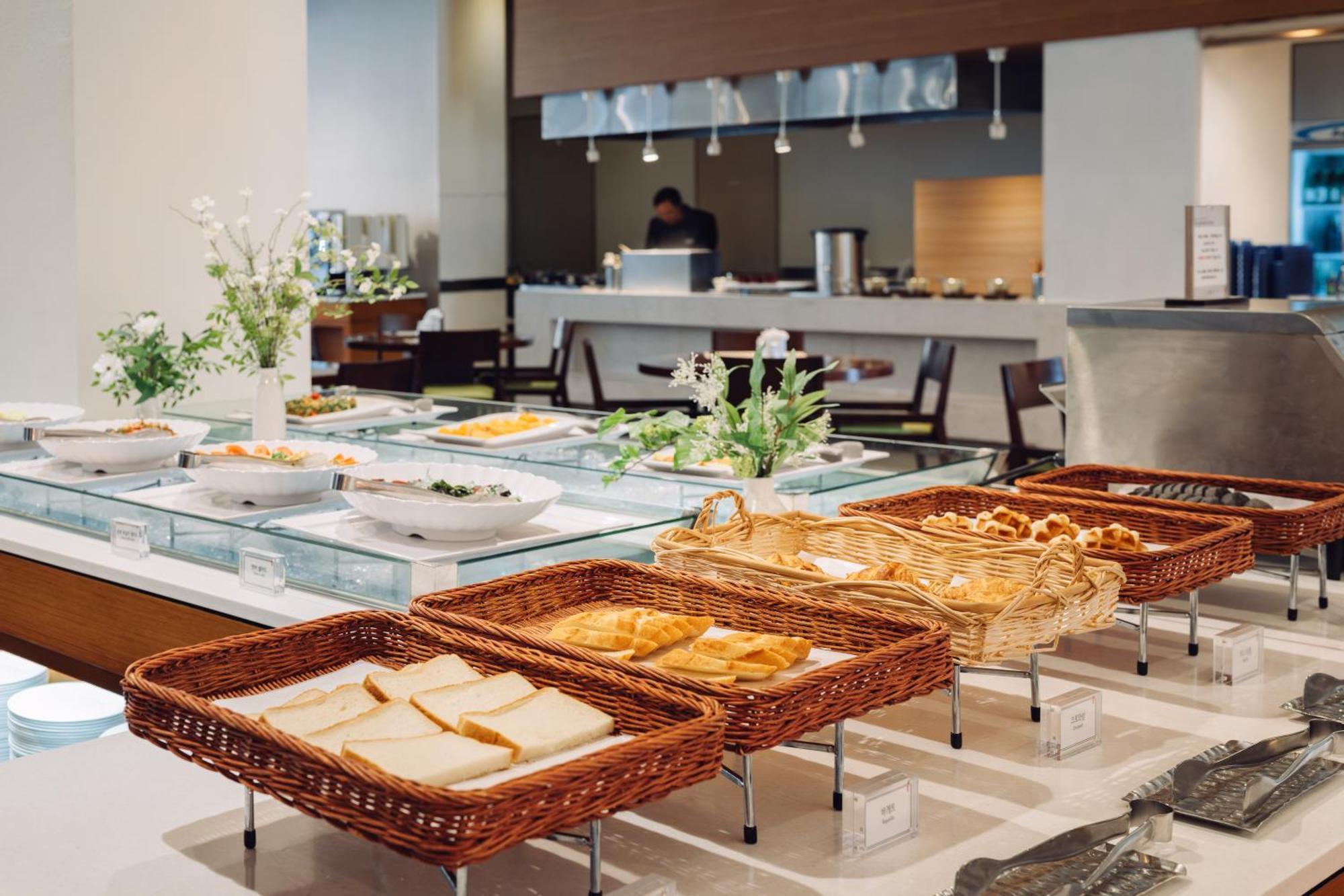 The Suites Hotel Namwon Eksteriør bilde